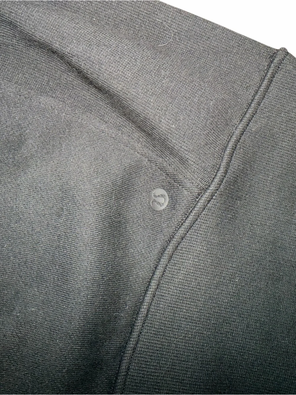 lululemon Scuba HR  Black Stretch Mini Skirt